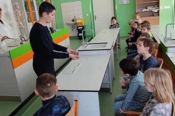 Zábavné pokusy 1.B