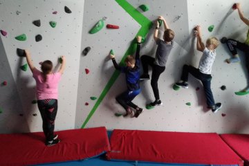 Spartan kids jako horolezci
