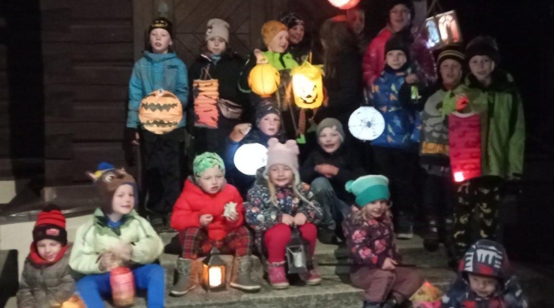 Dílničky a lampionový průvod 8.11. 2024