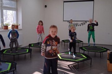 Kino Mír a trampolíny v DDM
